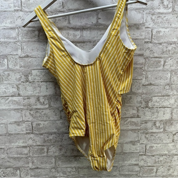 TEMPORTREK one piece swimsuit women’s medium NWT yellow striped - Picture 5 of 7